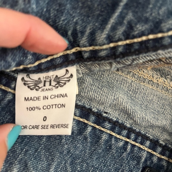 HINT Jean shorts - Picture 3 of 3